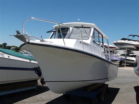 Bass pro shops®/cabela's® boating center™ is the largest volume boat retailer in the world. 29-32' Trailerable Pilot House Trailerable Boat ...