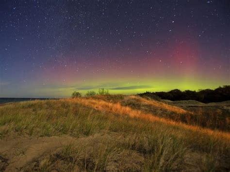 Look Up The Aurora Borealis Could Be Visible Again Tonight