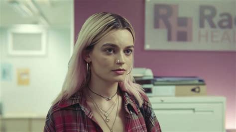 Sex Education Series Emma Mackey Reveals How The Netflix Show S Huge
