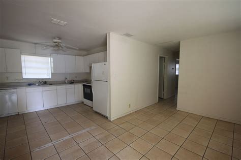 2808 N 76th St, Tampa, FL 33619 | Trulia