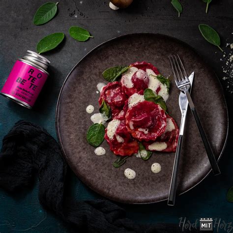 Rot brauner stuhl bei evtl. Gefüllte Rote Beete Ravioli - Duxelles - mit ...