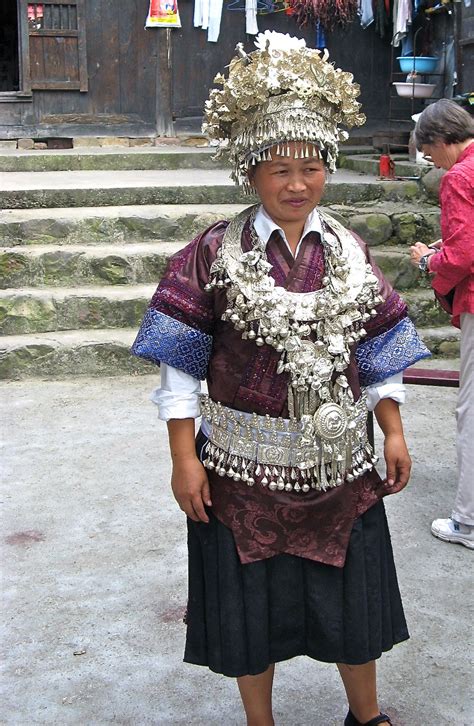 pin-by-serena-lee-on-china-traditional-outfits,-people-dress,-hmong