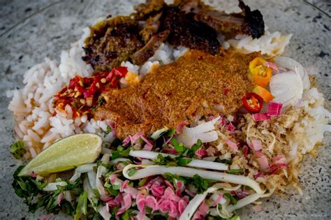 Resepi nasi kerabu sedap mat salleh cari makan. KEDAI MAKAN BEST DI KELANTAN: #Nasi #Kerabu Singgam # ...
