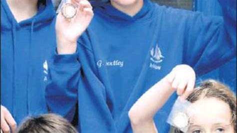 Gaelscoil Swimmers Win Medals At Leinster Finals Independentie