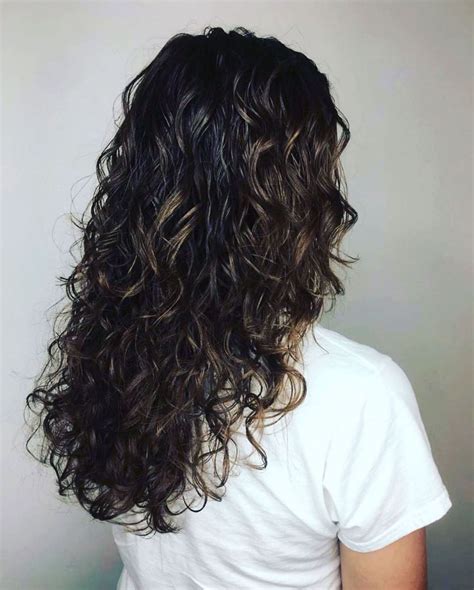 Long Shiny Spiral Perm Hairstyle Spiral Perm Long Hair Long Hair Perm Curly Perm Wavy Hair