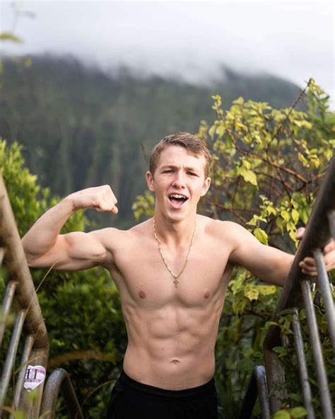 Ethan Whacker Shirtless The Male Fappening Hot Sex Picture