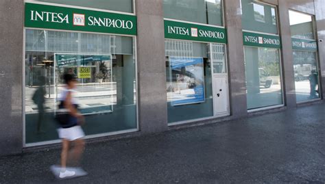 Swift codes for all branches of intesa sanpaolo spa. Italian bank Intesa SanPaolo sees Q2 profits dip slightly ...