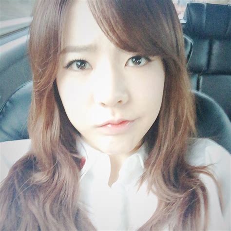 Check Out The Cute Selfie Of Snsd S Sunny Snsd Oh Gg F X