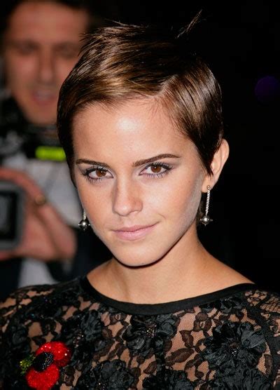 A Cool Sexy Eye Makeup Look To Copy From Emma Watson All You Need Is
