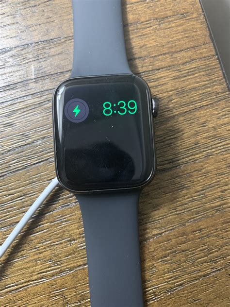 Brand New Apple Watch Wont Come On Just Shows This Rapplehelp