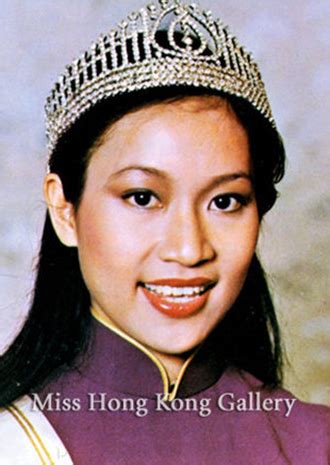 Short for 香港小姐 (xiānggǎng xiǎojiě). 历年港姐加冕照 43年来谁是最美港姐- 新闻 - 国际在线