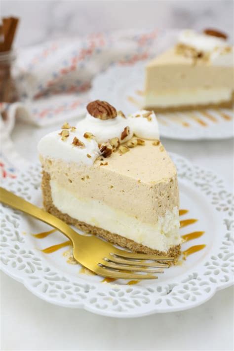 Finished with a layer of shiny chocolate ganache and whipped cream, it's a total show stopper! No Bake Pumpkin Mousse Cake with White Chocolate Recipe ...