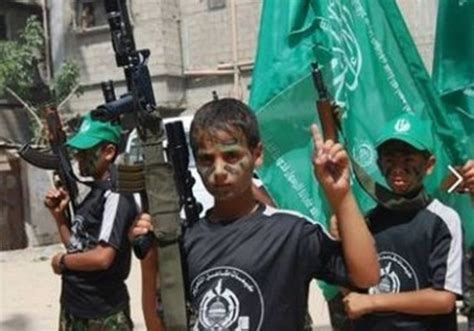 In Pictures Hamas Run Palestinian Youth Military Summer Camp In Gaza