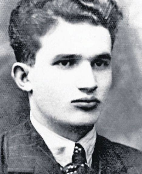 Ion iliescu la televiziunea română în timpul revoluției române din 1989, difuzarea a fost unul dintre punctele. Nicolae Ceauşescu, dezvăluire homosexuală din trecutul lui ...