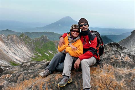 Check spelling or type a new query. Kasut Trekking II ~ gerbang Gunung