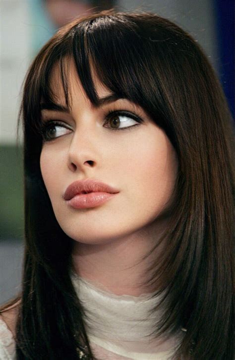 Anne Hathaway Hairstyles With Bangs Long Hair With Bangs Anne