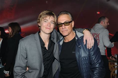 ʒɑ̃ klod kamij fʁɑ̃swa vɑ̃ vaʁɑ̃bɛʁɡ; Jean-Claude Van Damme : Son fils arrêté pour avoir menacé ...