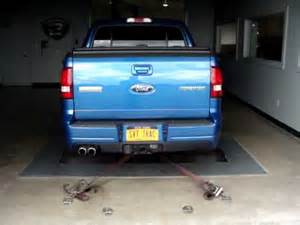 Now, seeing that ford is finally releasing a version of that concept with just cosmetic changes, we're wondering where the last two years went. Ford Sport Trac V8 Exhaust Sound | Doovi