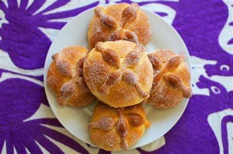 Pan De Muerto Recipe Mexican Day Of The Dead Bread