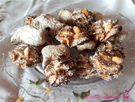 Dolciaria tirenna, rinomata pasticceria siciliana propone le paste di mandorla siciliane sia classiche che rivisitate, prodotte artigianalmente e usando materia prima di qualità' come : Paste di mandorla siciliane - Ricette in Armonia Paste di ...