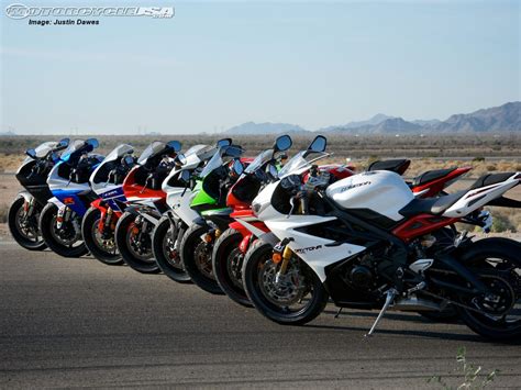 Copyright © 2021 supersports uae | all right reserved | website: 2013 Middleweight Supersport Shootout X - Motorcycle USA ...