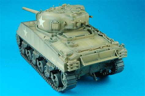 Review M4 105mm Sherman Howitzer Tank And Workable