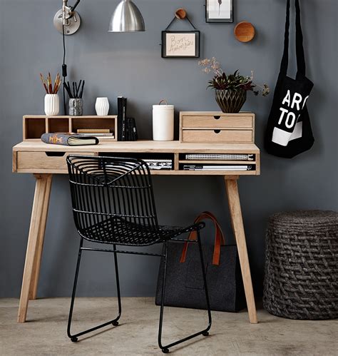 Design schreibtisch fast trade 160cm weiß hochglanz computertisch. Kleiner Schreibtisch aus Holz - dänisches Design