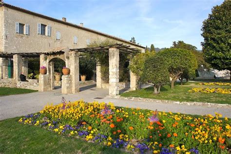 Je Vous Emmène Dans Les Jardins Du Monastère De Cimiez À Voir