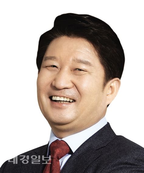 권영진 자유한국당 대구시장 후보가 전치 3주 이상의 부상을 입었습니다. 개 발사 - 실시간 검색어 : 권영진 대구시장