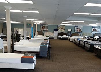 So if you are looking for a discount mattress in riverside county or the surrounding cities of rancho mirage, indian wells, canyon lake, palm desert, lake elsinore. 3 Best Mattress Stores in Riverside, CA - Expert ...