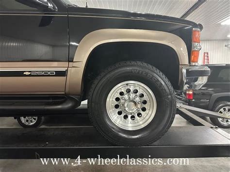 1997 Chevrolet Suburban For Sale Cc 1664623