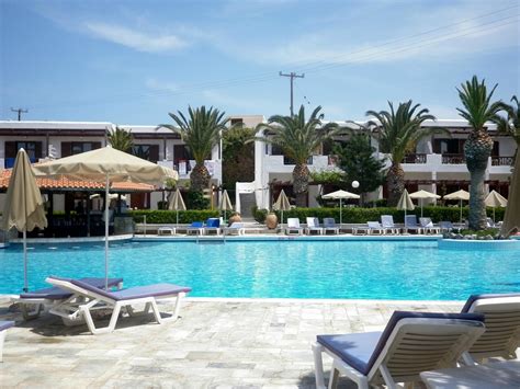 Club Marmara Marina Beach Hotel Kato Gouves Grèce Voir Les Tarifs Et 1069 Avis Outdoor