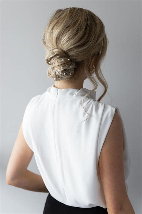 How To Do An Easy Updo For A Wedding Gorgeous And Stunning Wedding
