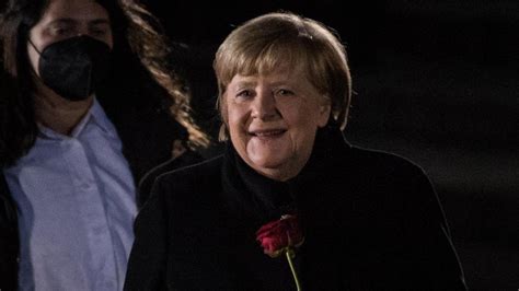 Allemagne Angela Merkel Auf Wiedersehen