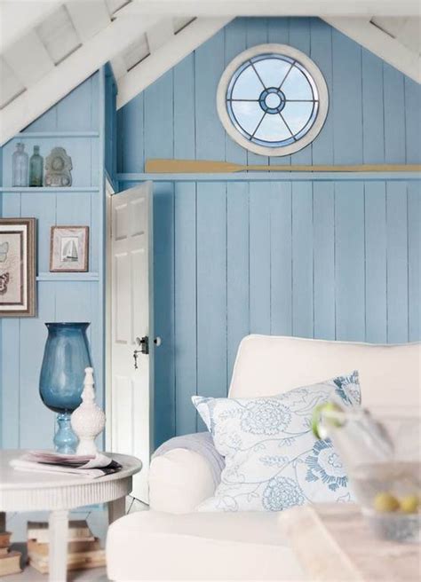 I would totally sleep in a bed closed in like this!! Coastal Cottage Style for Tranquil Interiors