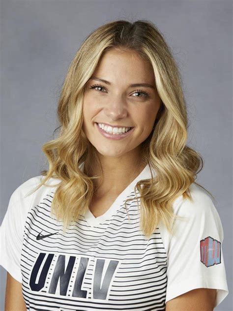 Meet rob holding's stunning girlfriend paige almendariz. Paige Almendariz : PrettyGirls