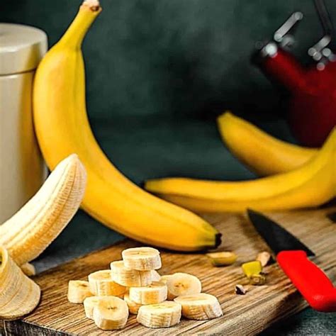 Do Bananas Have Seeds The Answer May Surprise You Spice And Life