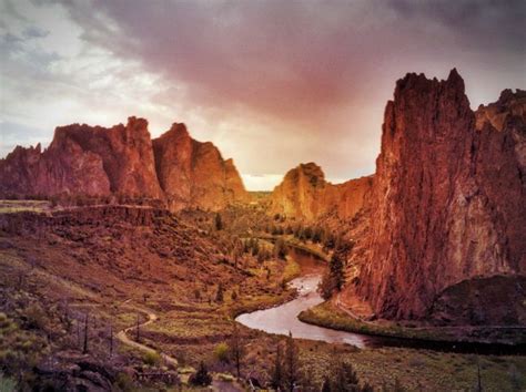 Smith rock state park vacation rentals. 17 Best images about Smith Rock: One of Oregon's 7 Wonders ...