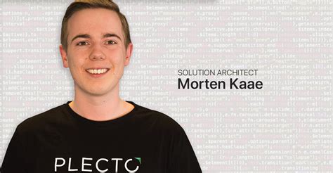 Employee case: what does a Solution Architect do? | Plecto