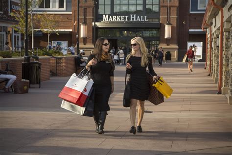 Woodbury Common Premium Outlets | Central Valley, NY 10917
