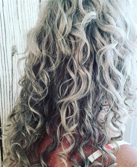 Grey Curly Hair 15 Beautiful Styles To Rock On