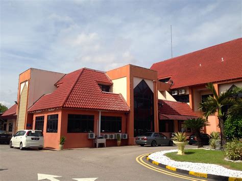 Tingkat 1, bangunan pejabat daerah. PEJABAT DAERAH dan PEJABAT TANAH JOHOR BAHRU | PEJABAT ...