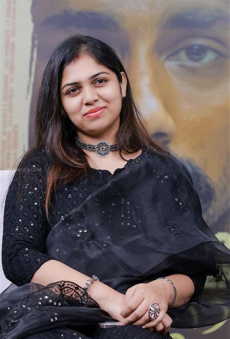 Anjali Nair Beautiful Hd Photoshoot Stills And Mobile Wallpapers Hd