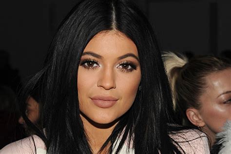 Kylie Jenner Confesses To Having Temporary Lip Fillers On Keeping Up