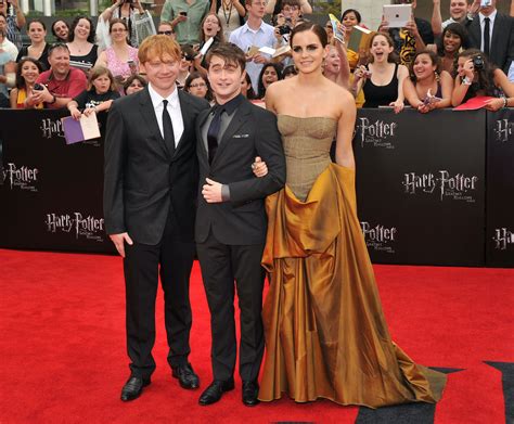 Emma Watson Daniel Radcliffe Rupert Grint Didn T Hang Out When They