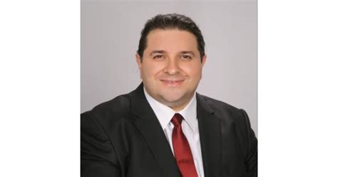 Türkiye, cem küçük'ün gazeteci yazar ahmet hakan'ı ölümle tehdit etmesiyle çalkalanıyor. Cem Zeren Aslen NERELİ , kimdir , kaç yaşında - Aslen Nereli