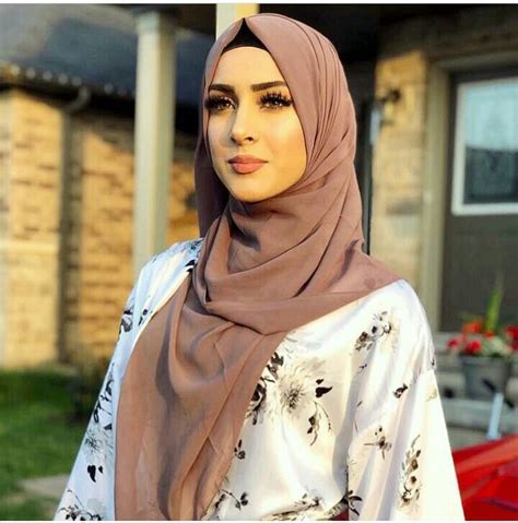 Pin By Ansa Noreen On Mɛɧŋɖı Mყ קąŞŞıơŋ Hijabi Fashion Fashion