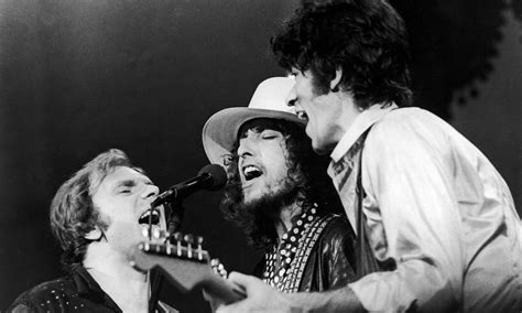 Flashback To Bob Dylan And The Bands Star Studded Performance Of I