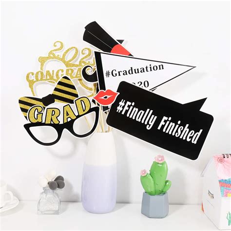 Amosfun Graduation Photo Booth Props Class Of 2021 Congrats Grad