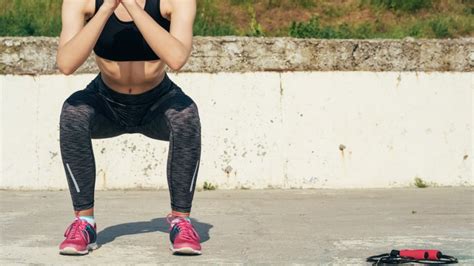 Squat Variations Every Woman Needs To Do For Killer Legs